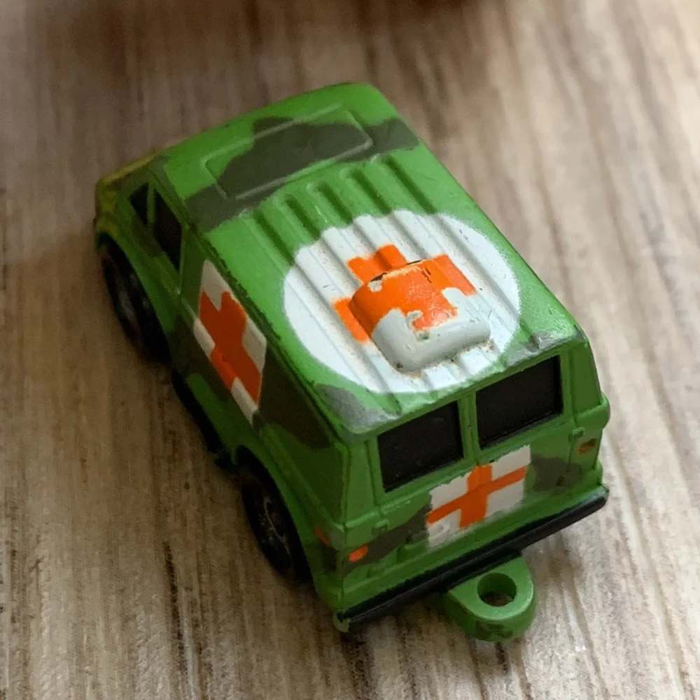 Vintage 1986 Galoob Mirco Machine Camouflage Truck Rescue Van Medic Micromachine